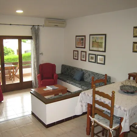 Casa Familiar Tranquila Con Piscina, Jardin Privado, Barbacoa Y Vista Al Castillo Y Montanas - Es-323-14 Holiday home *